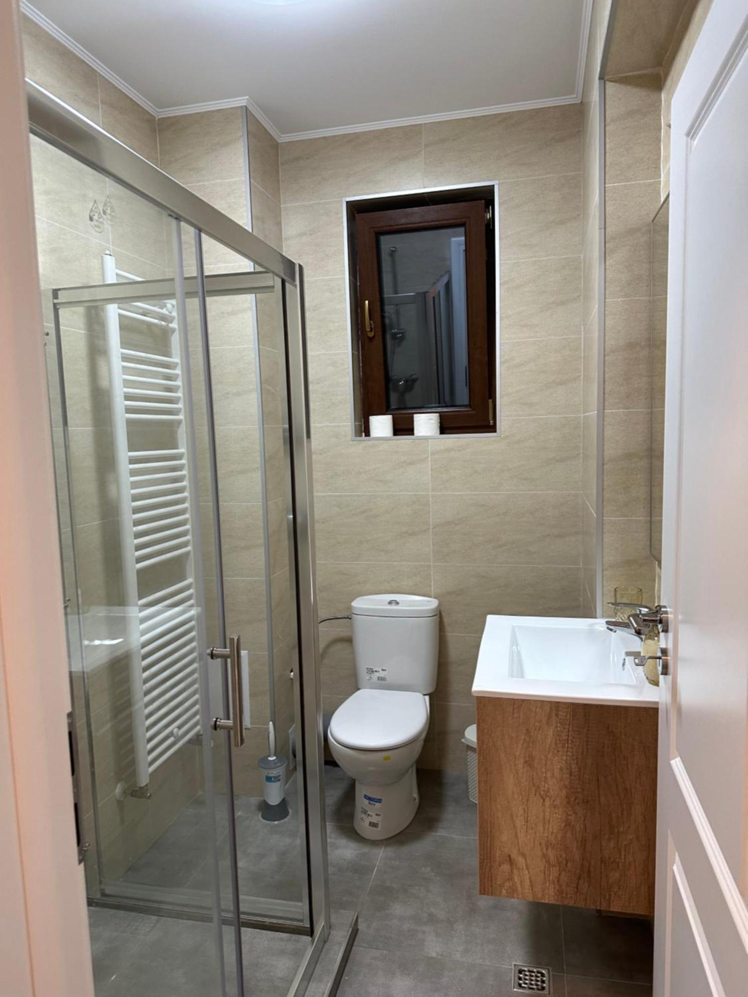 Apartament Simoni Ploiesti Exterior photo