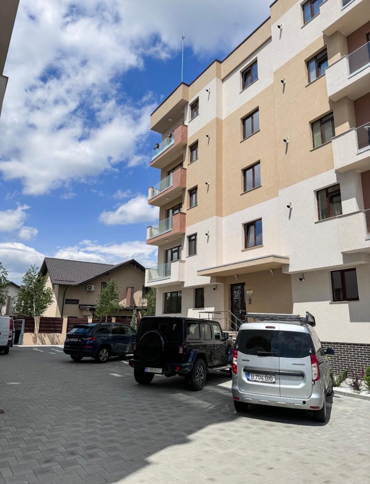 Apartament Simoni Ploiesti Exterior photo